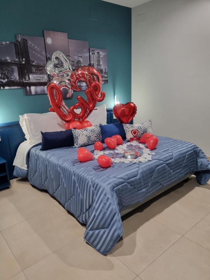 Rosy'S Rooms Patrica Bagian luar foto