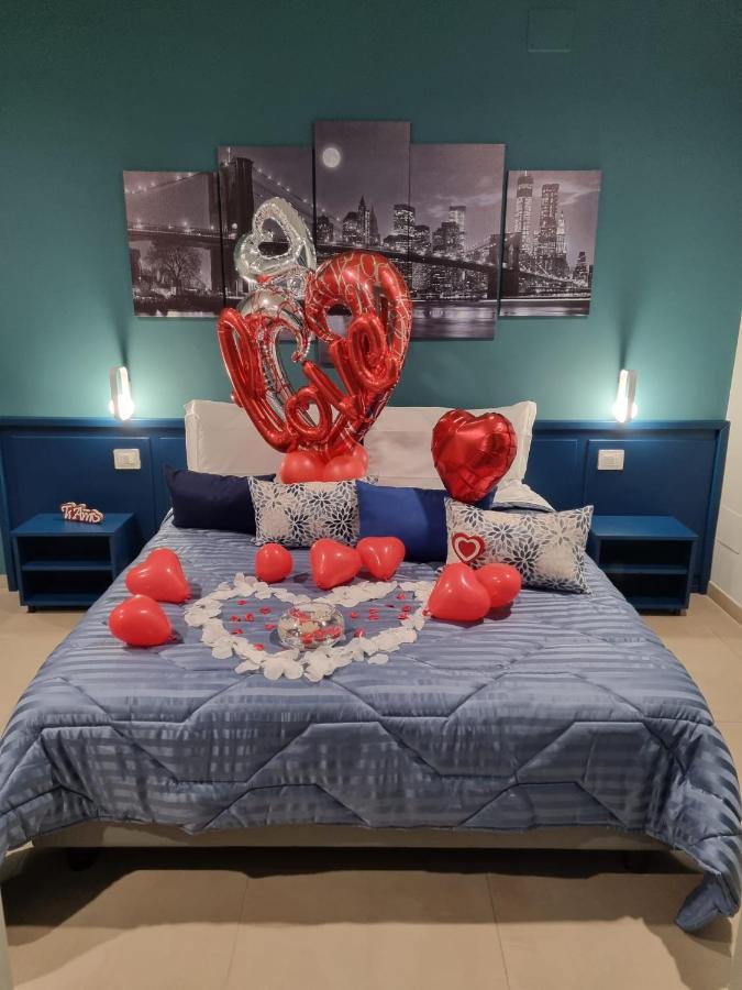 Rosy'S Rooms Patrica Bagian luar foto